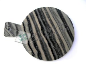 BLACK MARBLE CUTTING BOARD