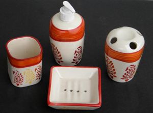 CERAMICS BATH SETS