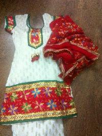 ladies phulkari suits