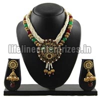 Fashion Necklace Set