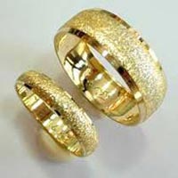 Ladies Gold Rings