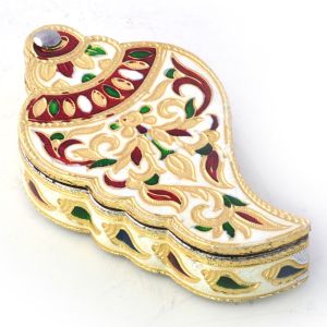 Fancy Shankh Shape Golden Meenakari Dryfruit Box