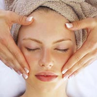 Ladies Face Massage Services