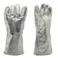 Aluminium gloves