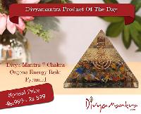 7 Chakra Orgone Energy Reiki Pyramid