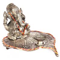 Metal Leaf Ganesha Idol