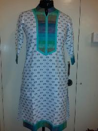 Ladies Ethnic Kurti