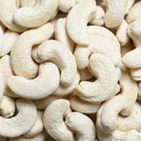White Wholes Cashew Nuts