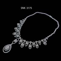 Diamond Necklace Set (SNK 3175)