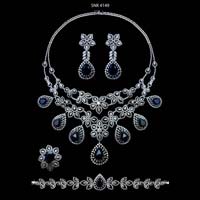 Diamond Necklace Set (SNK 4149)