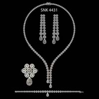 Diamond Necklace Set (SNK 4431)