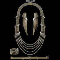 Diamond Necklace Set (SNK 4457)