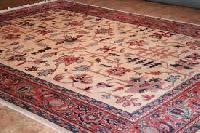 hand knotted oriental carpets