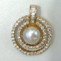 gold diamond pendants
