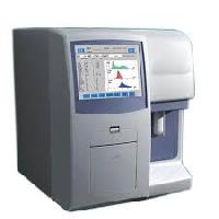 Automatic blood analyzer