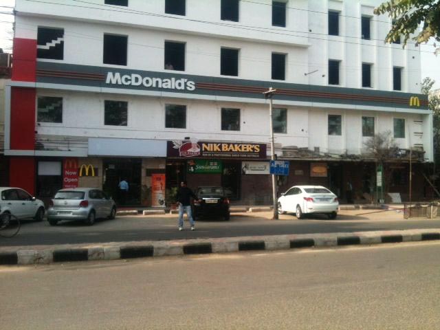 Environmental Graphic 03