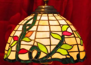 tiffany table lamp