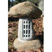 Garden Stone Lantern