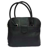 Fashionable Ladies Leather Bags Black Colour