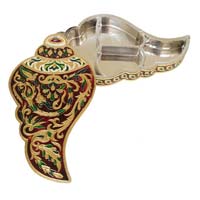 COUNCH SHAPED, FLOWER DESIGNED HAND-MADE MEENAKARI DECORATIVE PLATTER/