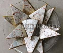 Kaju Diamond Cake