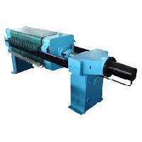 hydraulic closing filter press