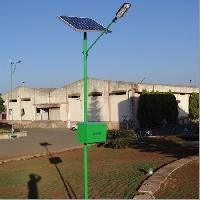 Solar CFL Street Light