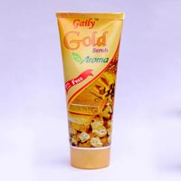 Gaily Gold Facial Scrub