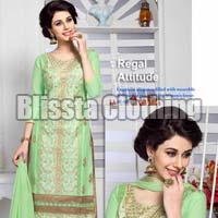 Fashionable Girls Ethnic Wear