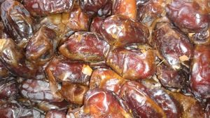 Dry tasty dates