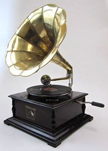 Antique  Gramophone Gold Brass Horn