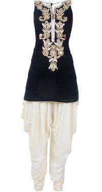 Ladies Woolen Kurti