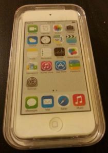 Apple iPod Touch 32GB White 5th Gen Worldwide Shipping