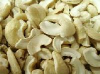 Broken Cashew Nuts