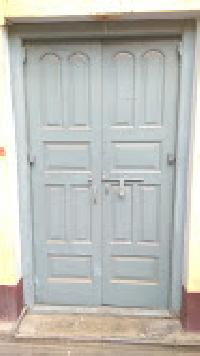 Antique sheesham wooden door