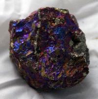 metallic mineral_