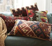 Woolen Cushion