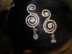 Hair Broaches 6