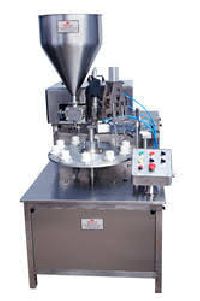 Tube packing machine