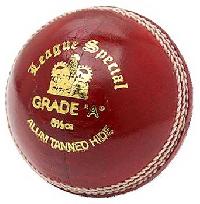 League Special cricket balls