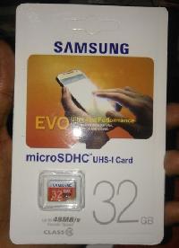 Samsung evo card 32 GB IN CLASS 10