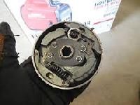 centrifugal drive clutch shoe