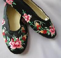 silk embroidered footwear
