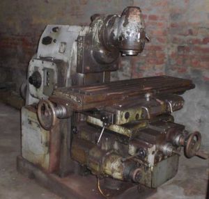 Universal Milling Machine Fus-32