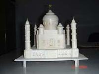 Taj Mahal Statue