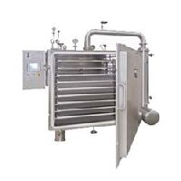 Vacuum Tray Dryer