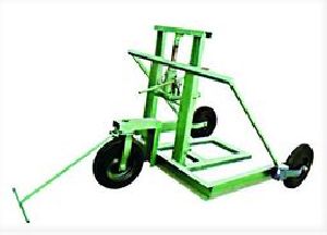 Hydraulic lifting trolley