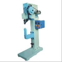 pneumatic automatic feed riveting machine