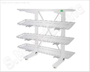 Cantilevered Body Racks