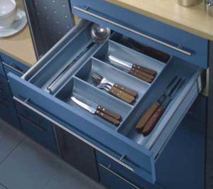 Kitchen Cutlery Drawer (001)